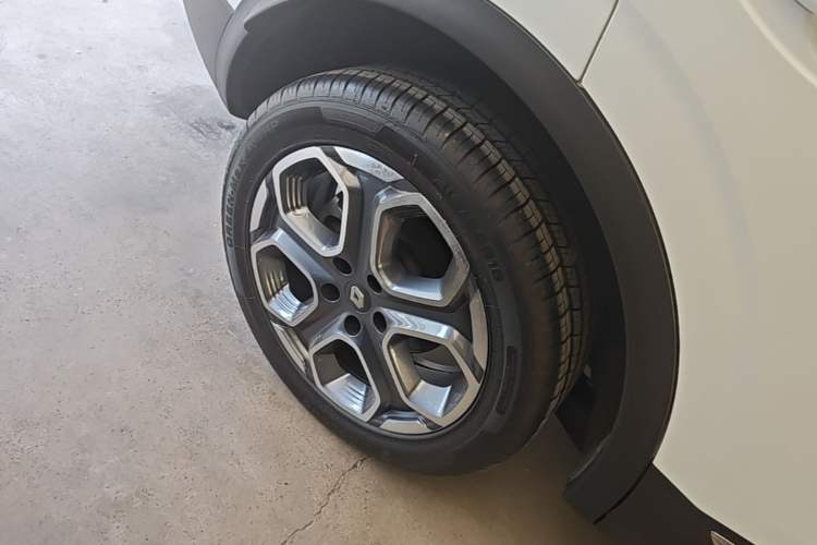 Used Renault Kadjar 2016 2.0L Two-Wheel Drive Prestige Edition Right Rear Wheel Hub