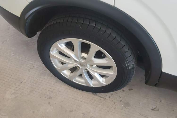 Used Renault Kadjar 2016 2.0L Two-Wheel Drive Leading Edition Right Rear Wheel Hub