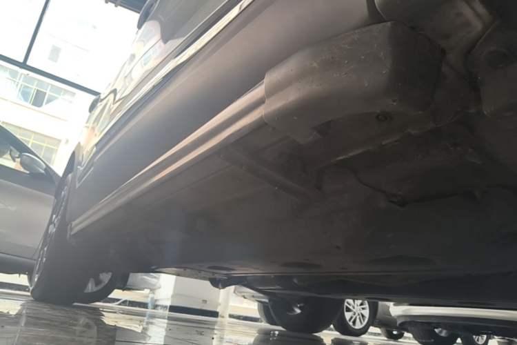 Used Renault Kadjar 2016 2.0L Two-Wheel Drive Prestige Edition Right Side Sill