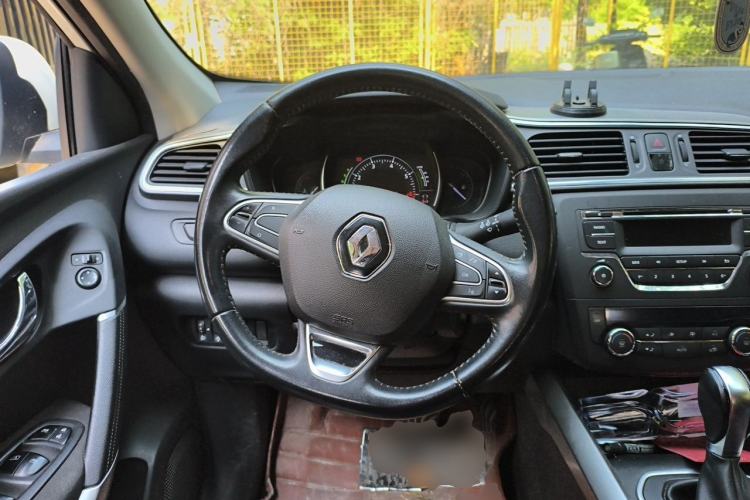 Used Renault Kadjar 2016 2.0L Two-Wheel Drive Leading Edition Steering Wheel