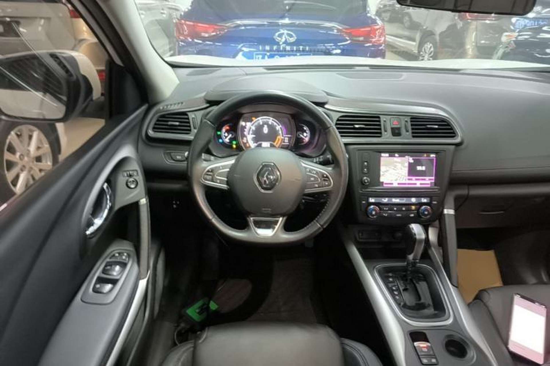 Used Renault Kadjar 2016 2.0L Two-Wheel-Drive Luxury Edition Steering Wheel