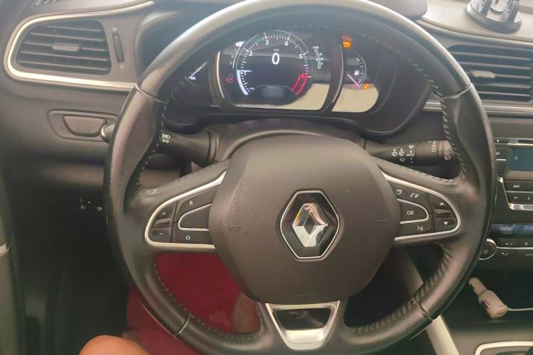 Used Renault Kadjar 2016 2.0L Two-Wheel Drive Leading Edition Steering Wheel