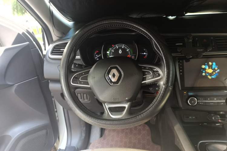 Used Renault Kadjar 2016 2.0L Two-Wheel Drive Leading Edition Steering Wheel