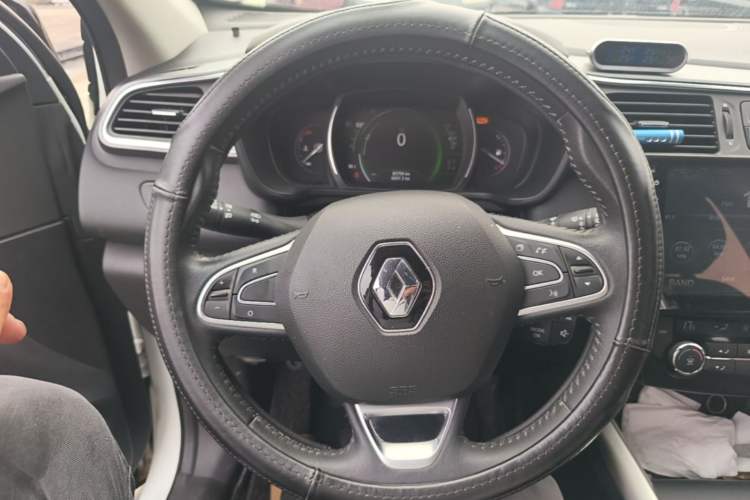 Used Renault Kadjar 2016 2.0L Two-Wheel Drive Leading Edition Steering Wheel