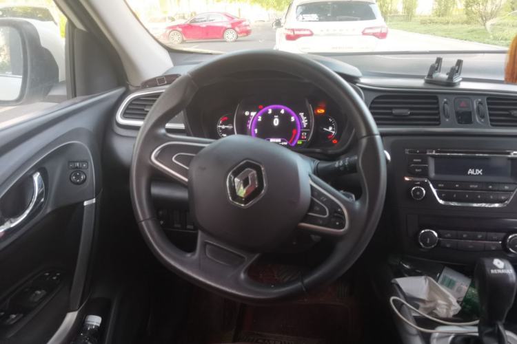 Used Renault Kadjar 2016 2.0L Two-Wheel Drive Leading Edition Steering Wheel