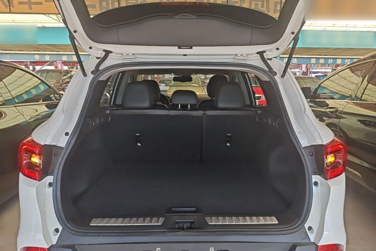 Used Renault Kadjar 2016 2.0L Two-Wheel Drive Prestige Edition Trunk