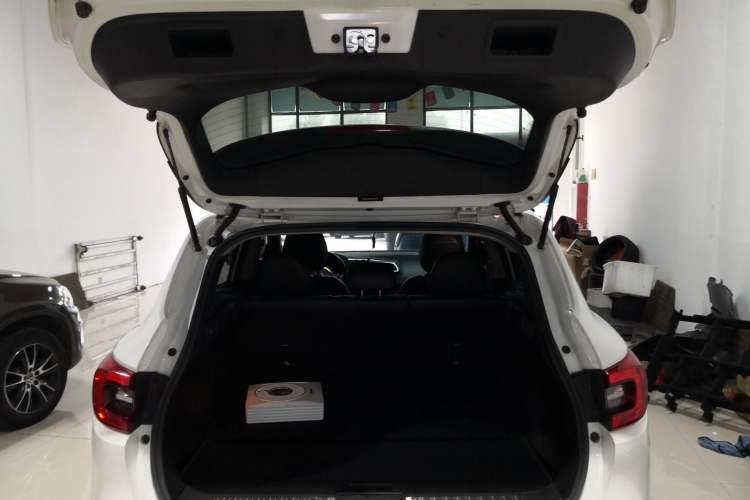 Used Renault Kadjar 2016 2.0L Two-Wheel Drive Prestige Edition Trunk