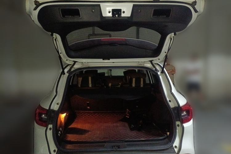 Used Renault Kadjar 2016 2.0L Two-Wheel-Drive Luxury Edition Trunk