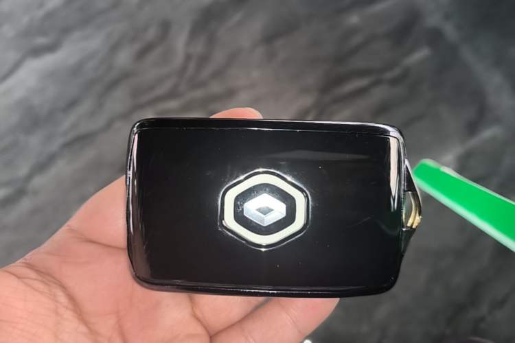 Used Renault Kadjar 2016 2.0L Two-Wheel Drive Prestige Edition Vehicle Key