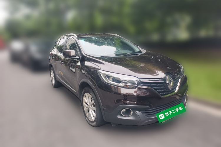 Used Renault Kadjar 2016 2.0L Two-Wheel-Drive Luxury Edition Front Right 45 Deg
