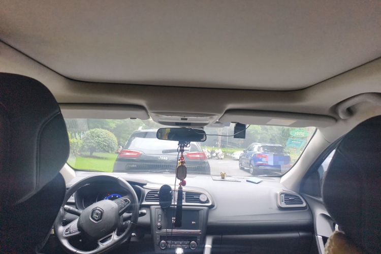 Used Renault Kadjar 2016 2.0L Two-Wheel-Drive Luxury Edition Headliner