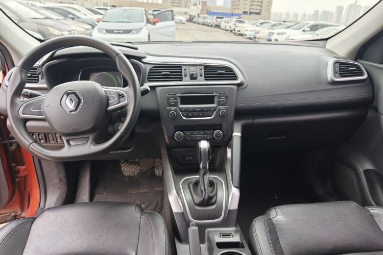 Used Renault Kadjar 2016 2.0L Two-Wheel Drive Comfort Edition Interior 3