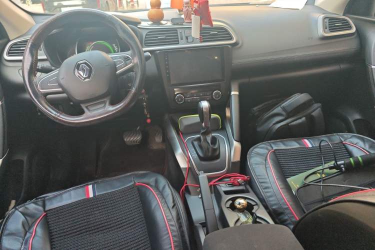 Used Renault Kadjar 2017 2.0L Two-Wheel Drive Fashion Edition Center Console