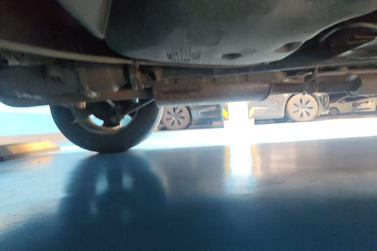 Used Renault Kadjar 2017 2.0L Four-Wheel Drive Premium Edition Chassis Rear Right