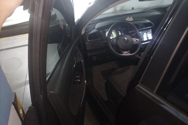 Used Renault Kadjar 2017 2.0L Two-Wheel Drive Fashion Edition Driver Seat
