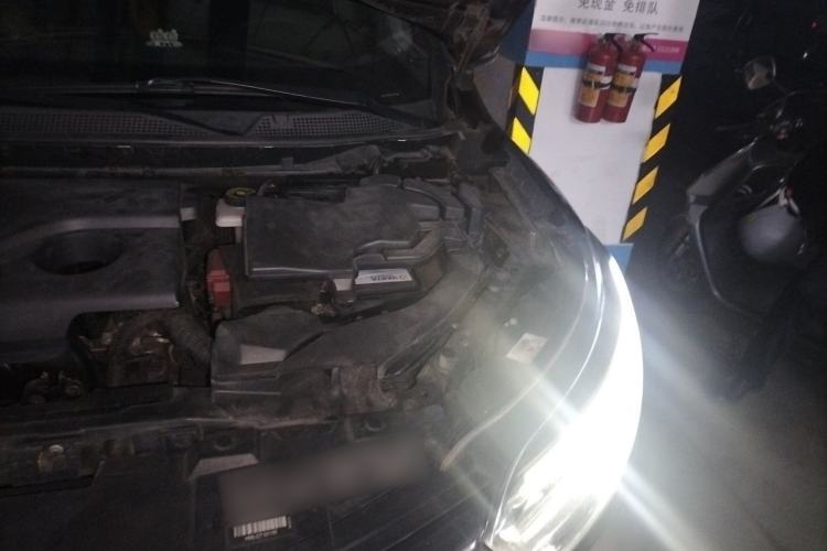 Used Renault Kadjar 2017 2.0L Two-Wheel Drive Fashion Edition Engine Bay Left