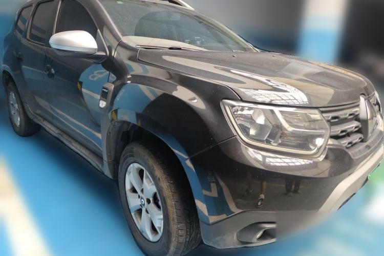 Used Renault Kadjar 2017 2.0L Four-Wheel Drive Premium Edition Front Right 45 Deg
