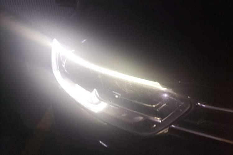 Used Renault Kadjar 2017 2.0L Two-Wheel Drive Fashion Edition Right Front Headlight