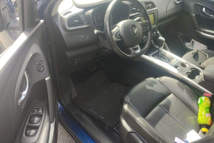 Used Renault Kadjar 2017 2.0L Two-Wheel-Drive Leading Edition Driver Seat