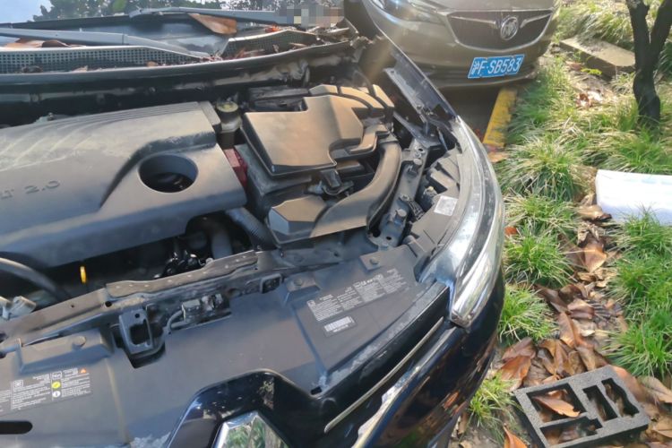 Used Renault Kadjar 2017 2.0L Two-Wheel Drive Fashion Edition Engine Bay Left