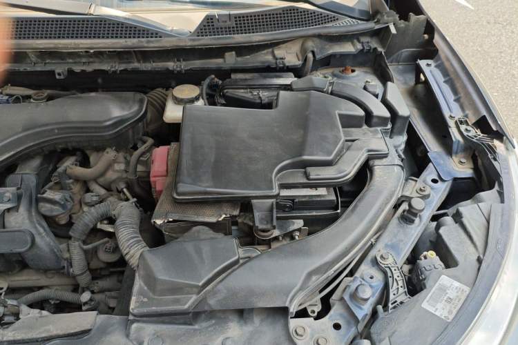 Used Renault Kadjar 2017 2.0L Two-Wheel Drive Fashion Edition Engine Bay Left