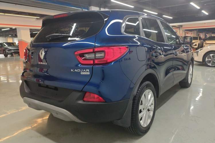 Used Renault Kadjar 2017 2.0L Two-Wheel Drive Fashion Edition Exterior 4