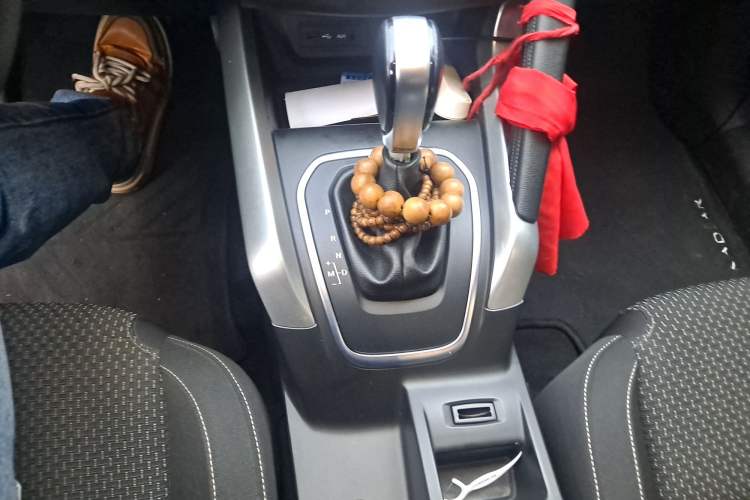 Used Renault Kadjar 2017 2.0L Two-Wheel Drive Fashion Edition Gear Lever