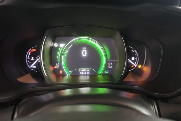 Used Renault Kadjar 2017 2.0L Two-Wheel Drive Comfort Edition Instrument Cluster