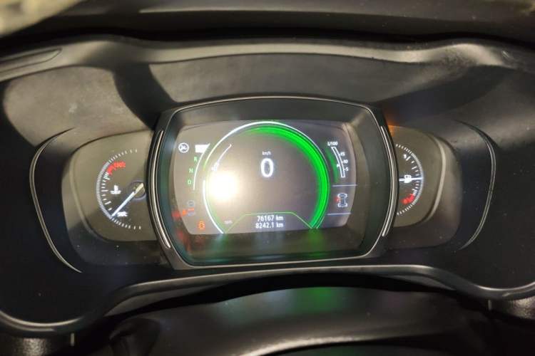 Used Renault Kadjar 2017 2.0L Two-Wheel Drive Comfort Edition Instrument Cluster