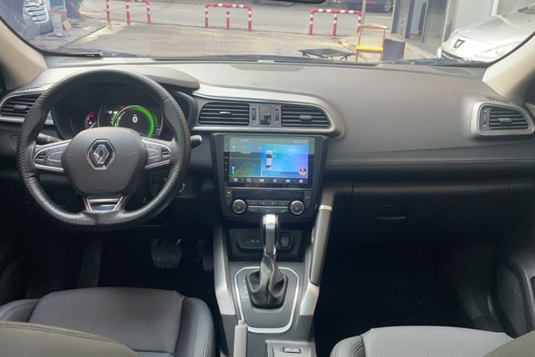 Used Renault Kadjar 2017 2.0L Two-Wheel Drive Comfort Edition Interior 1