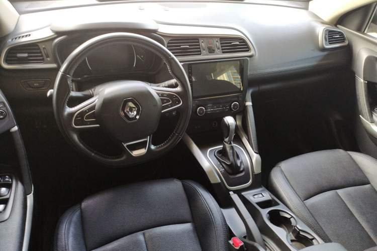 Used Renault Kadjar 2017 2.0L Two-Wheel Drive Comfort Edition Interior 3