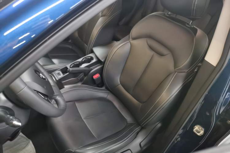 Used Renault Kadjar 2017 2.0L Two-Wheel Drive Fashion Edition Left Front Seat