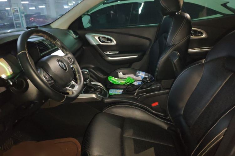 Used Renault Kadjar 2017 2.0L Two-Wheel Drive Comfort Edition Left Front Seat