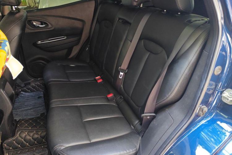 Used Renault Kadjar 2017 2.0L Two-Wheel-Drive Leading Edition Left Rear Seat