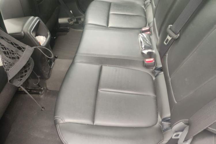 Used Renault Kadjar 2017 2.0L Two-Wheel-Drive Leading Edition Left Rear Seat