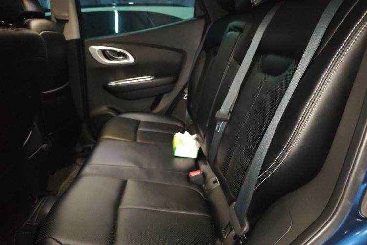 Used Renault Kadjar 2017 2.0L Two-Wheel Drive Comfort Edition Left Rear Seat