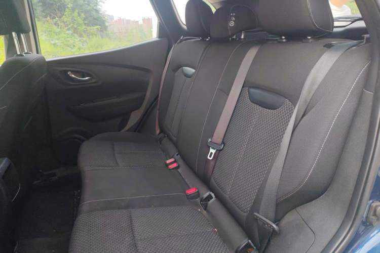 Used Renault Kadjar 2017 2.0L Two-Wheel Drive Fashion Edition Left Rear Seat