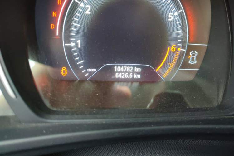 Used Renault Kadjar 2017 2.0L Two-Wheel-Drive Leading Edition Odometer Close Up