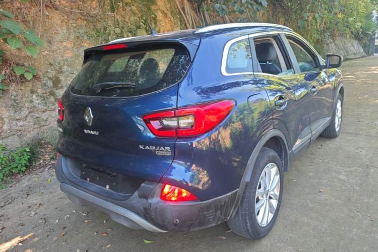 Used Renault Kadjar 2017 2.0L Two-Wheel Drive Comfort Edition Rear Right 45 Deg