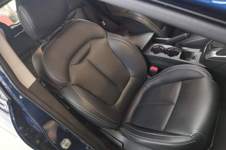 Used Renault Kadjar 2017 2.0L Two-Wheel Drive Fashion Edition Right Front Seat