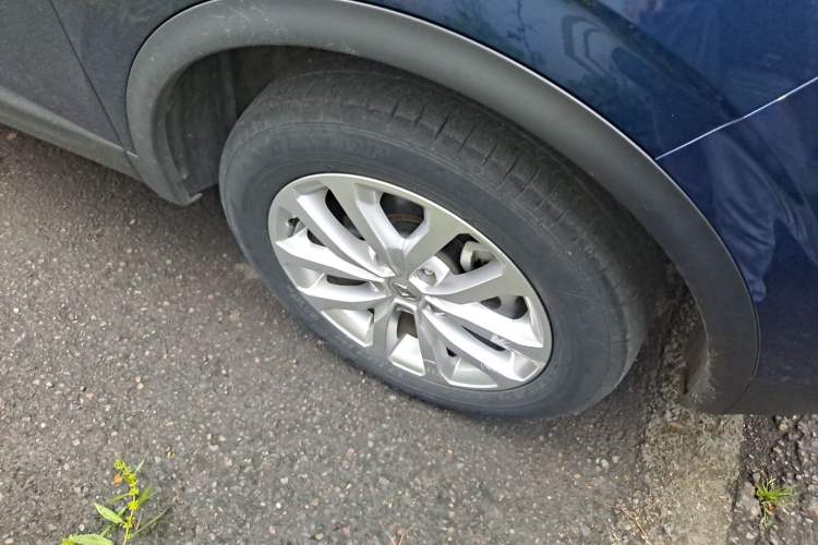 Used Renault Kadjar 2017 2.0L Two-Wheel Drive Fashion Edition Right Front Wheel Hub