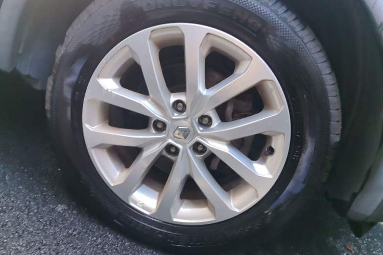 Used Renault Kadjar 2017 2.0L Two-Wheel Drive Fashion Edition Right Front Wheel Hub