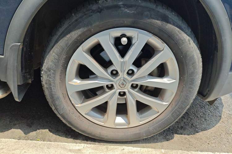 Used Renault Kadjar 2017 2.0L Two-Wheel Drive Fashion Edition Right Front Wheel Hub