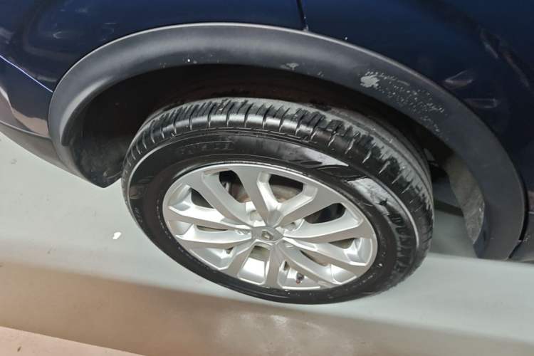 Used Renault Kadjar 2017 2.0L Two-Wheel Drive Comfort Edition Right Rear Wheel Hub