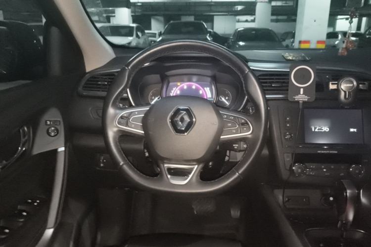 Used Renault Kadjar 2017 2.0L Two-Wheel Drive Luxury Edition Steering Wheel