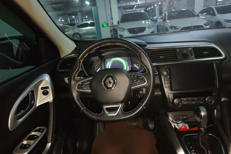 Used Renault Kadjar 2017 2.0L Two-Wheel Drive Comfort Edition Steering Wheel