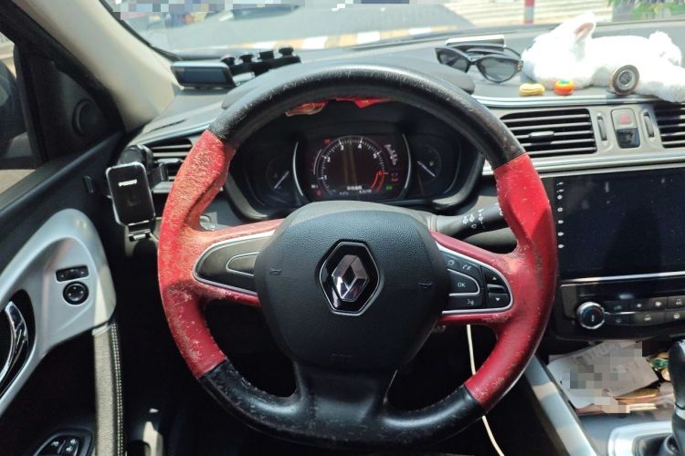 Used Renault Kadjar 2017 2.0L Two-Wheel Drive Fashion Edition Steering Wheel