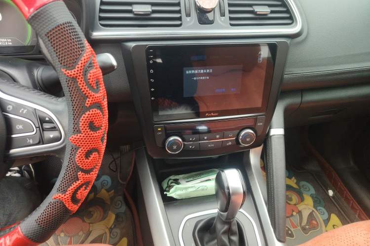 Used Renault Kadjar 2017 2.0L Two-Wheel Drive Comfort Edition Audio And AC Panel