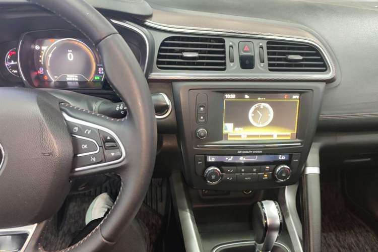 Used Renault Kadjar 2017 2.0L 120th Anniversary Limited Edition Audio And AC Panel