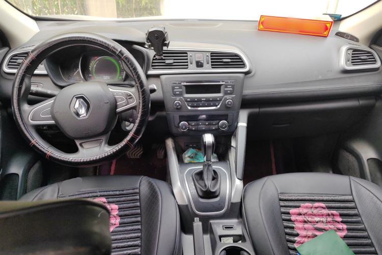 Used Renault Kadjar 2017 2.0L Two-Wheel Drive Fashion Edition Center Console